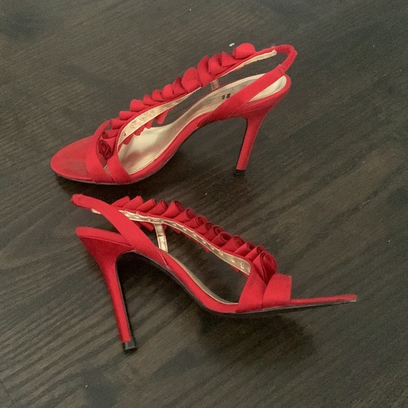 Browns Couture Red Satiny Heels - Picture 2 of 6